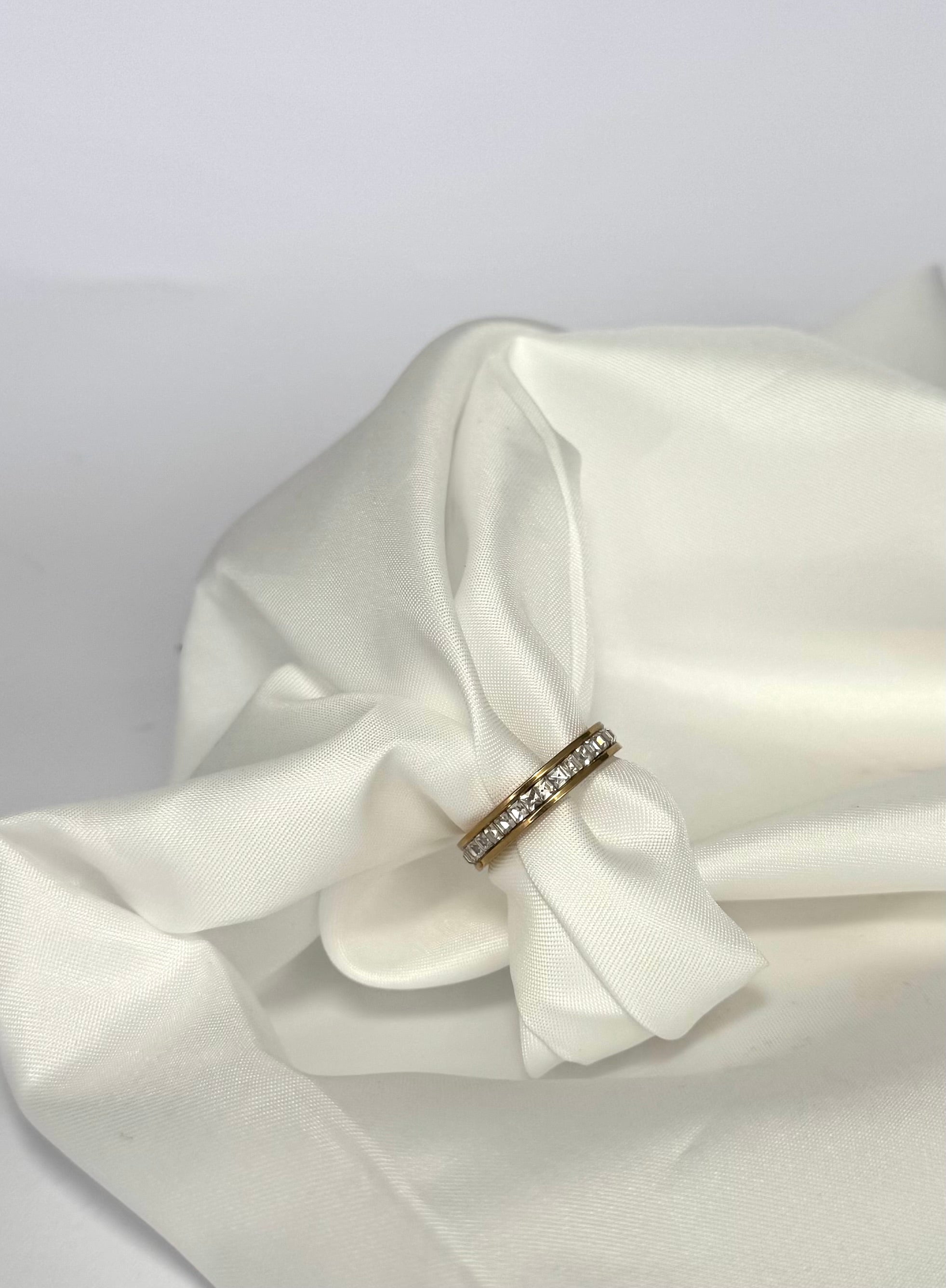 Shine Ring